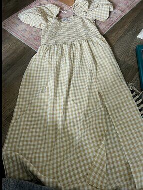 Petal + pup Short Sleeve Midi gingham Dress size 8